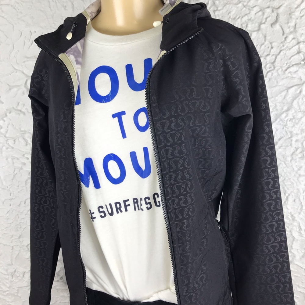 lululemon apres yoga jacket size 2 - Picture 5 of 8